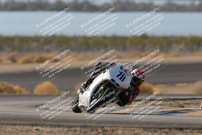 media/Dec-18-2022-SoCal Trackdays (Sun) [[8099a50955]]/Turn 14 (940am)/